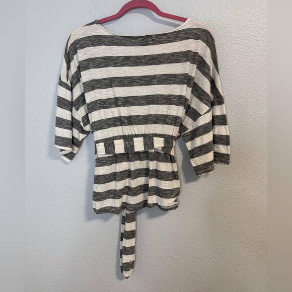 Urban Outfitters Lumiere Black Striped Short Sleeve Belted Tee - Picture 4 of 8